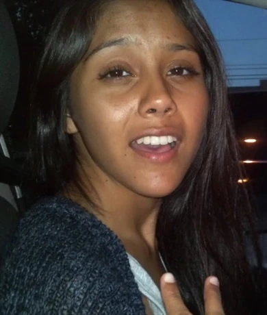 Neekolul with dark skin